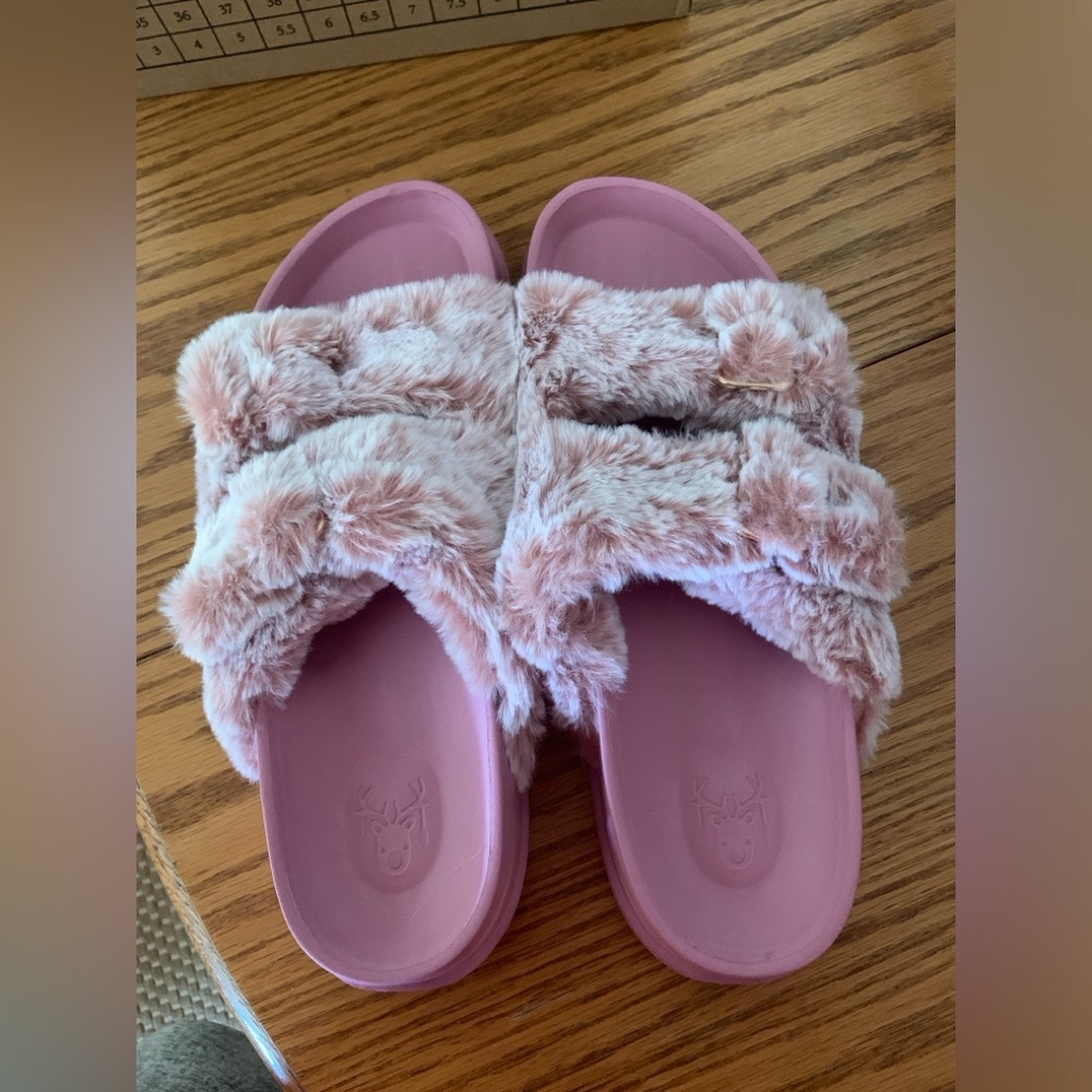 KuaiLu Womens Fluff Slippers - Picture 4 of 8